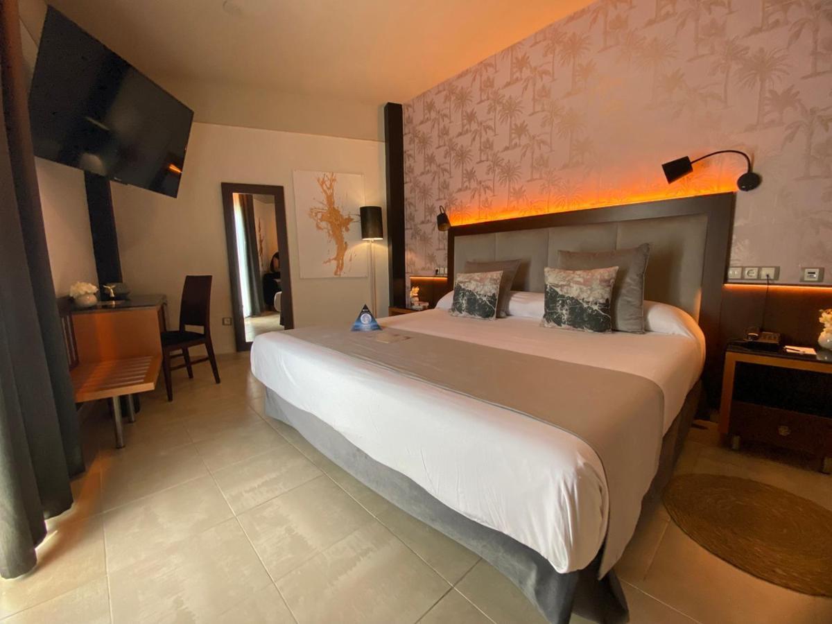 On Aleta Room Designed For Adults Almuñécar Exterior foto